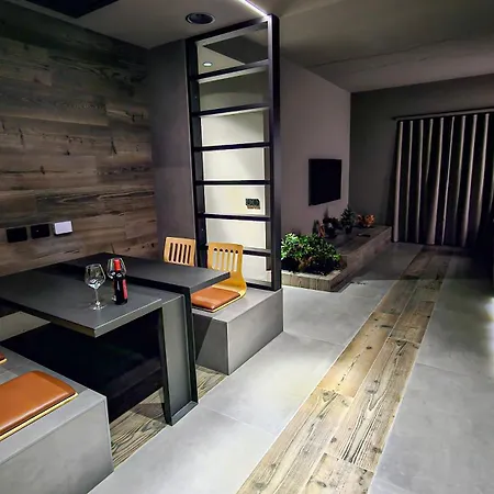 Agarthi - Valtellina Guest house *