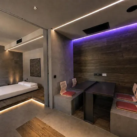 Agarthi - Valtellina 4* Piateda