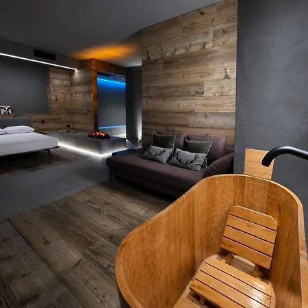 Agarthi - Valtellina Affittacamere 4*